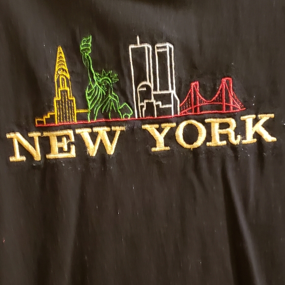 Rare New York skyline w/ twin towers - Picture 3 of 4